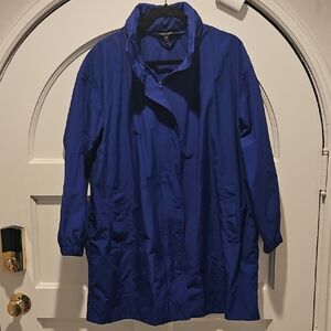 Eileen Fisher Blue Trench Coat Elegant Design